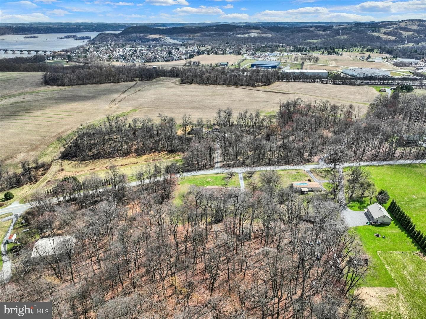 6747 Dark Hollow Road photo 31