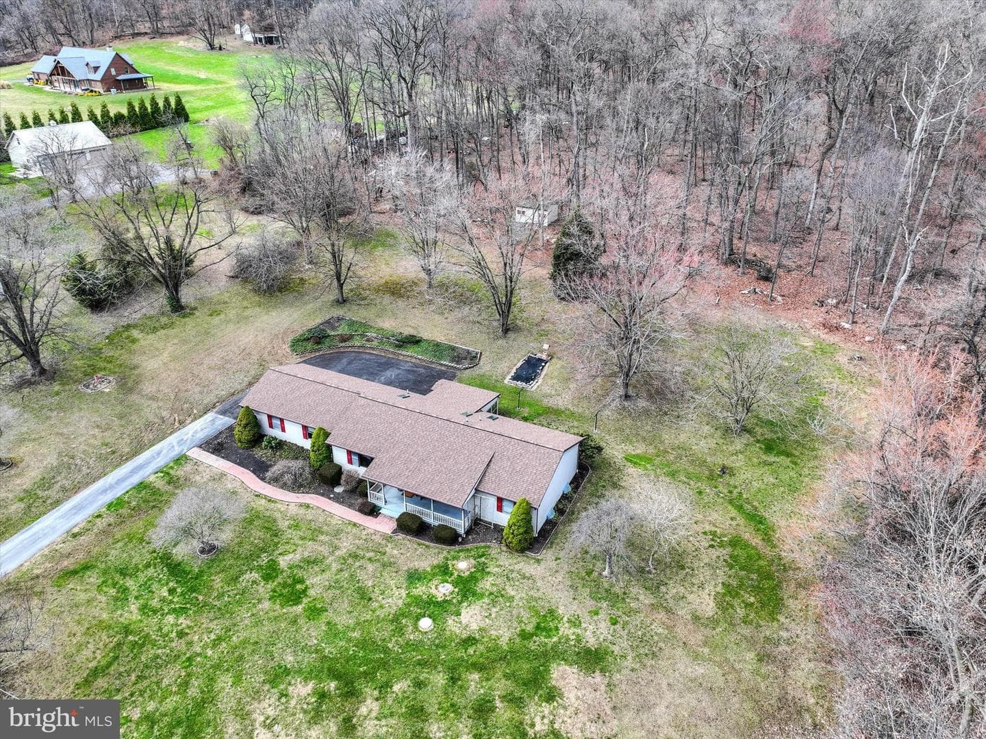 6747 Dark Hollow Road photo 33