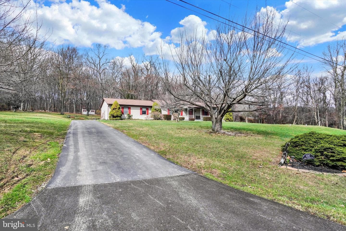 6747 Dark Hollow Road photo 35