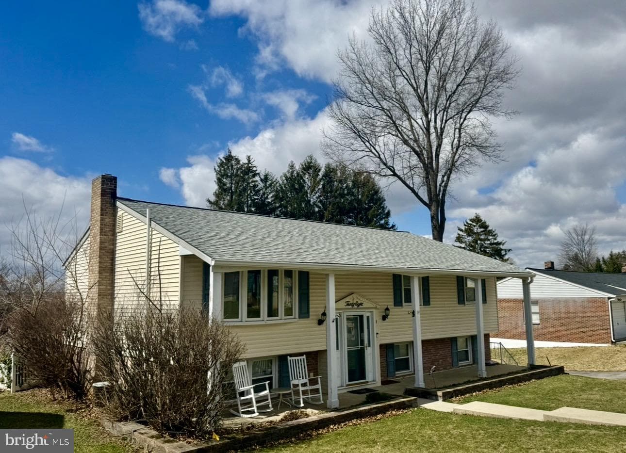 38 Covington Drive photo 2