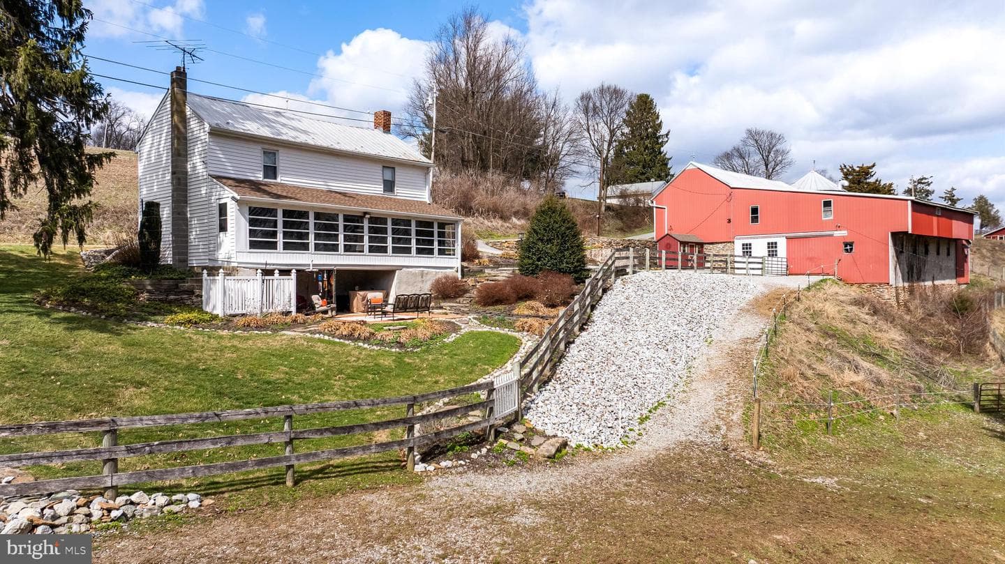 12706 High Point Road photo 2