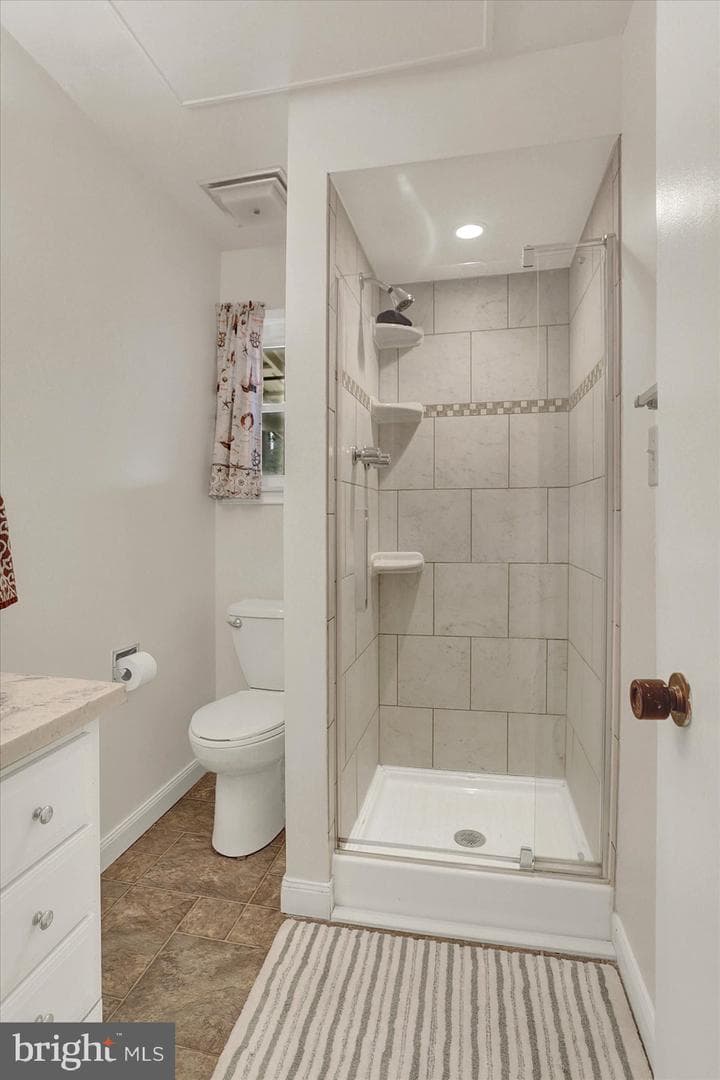 160 Kennedy Lane photo 29