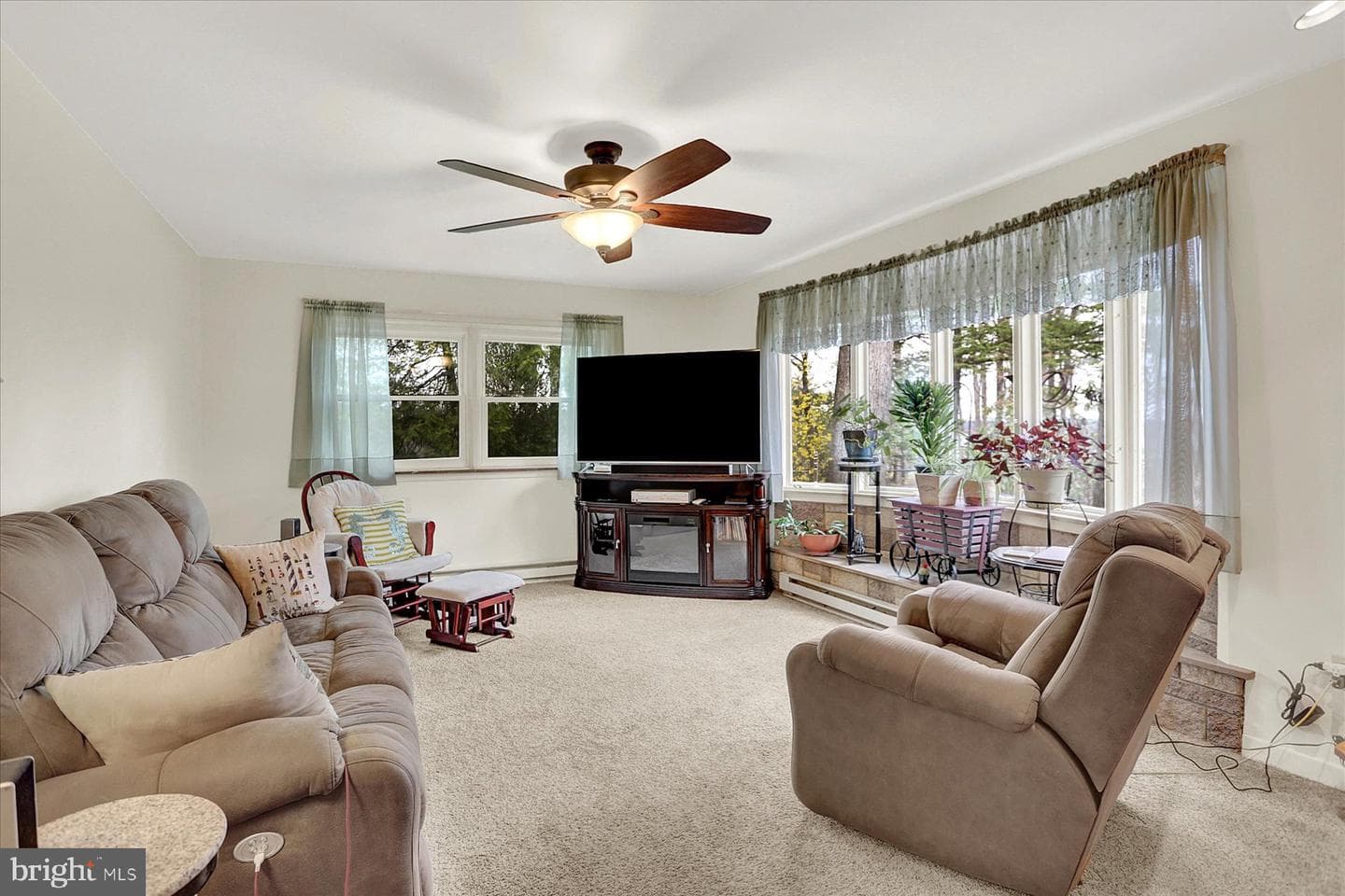 160 Kennedy Lane photo 7