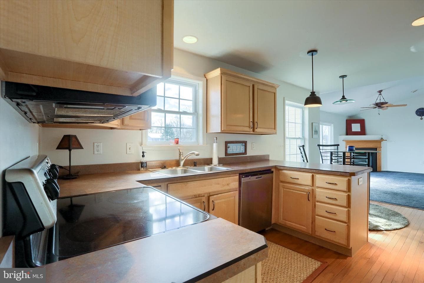 440 Whisler Road photo 7