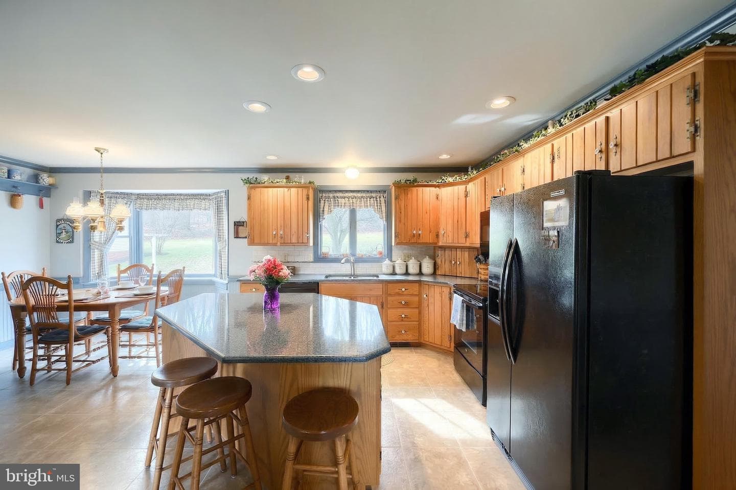 800 Kendale Road photo 28