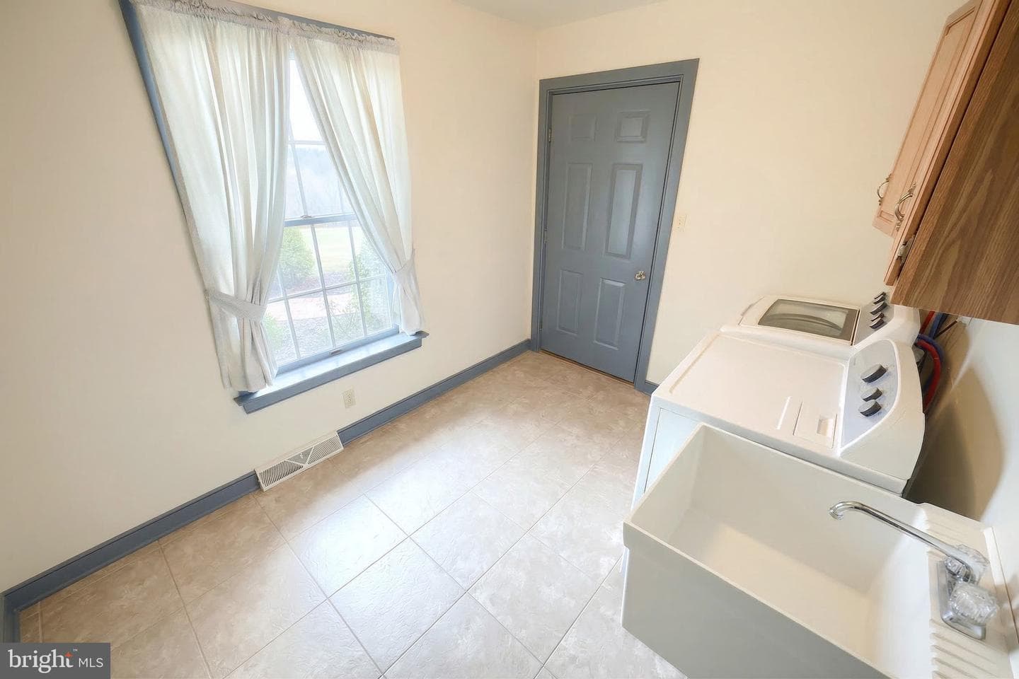 800 Kendale Road photo 33