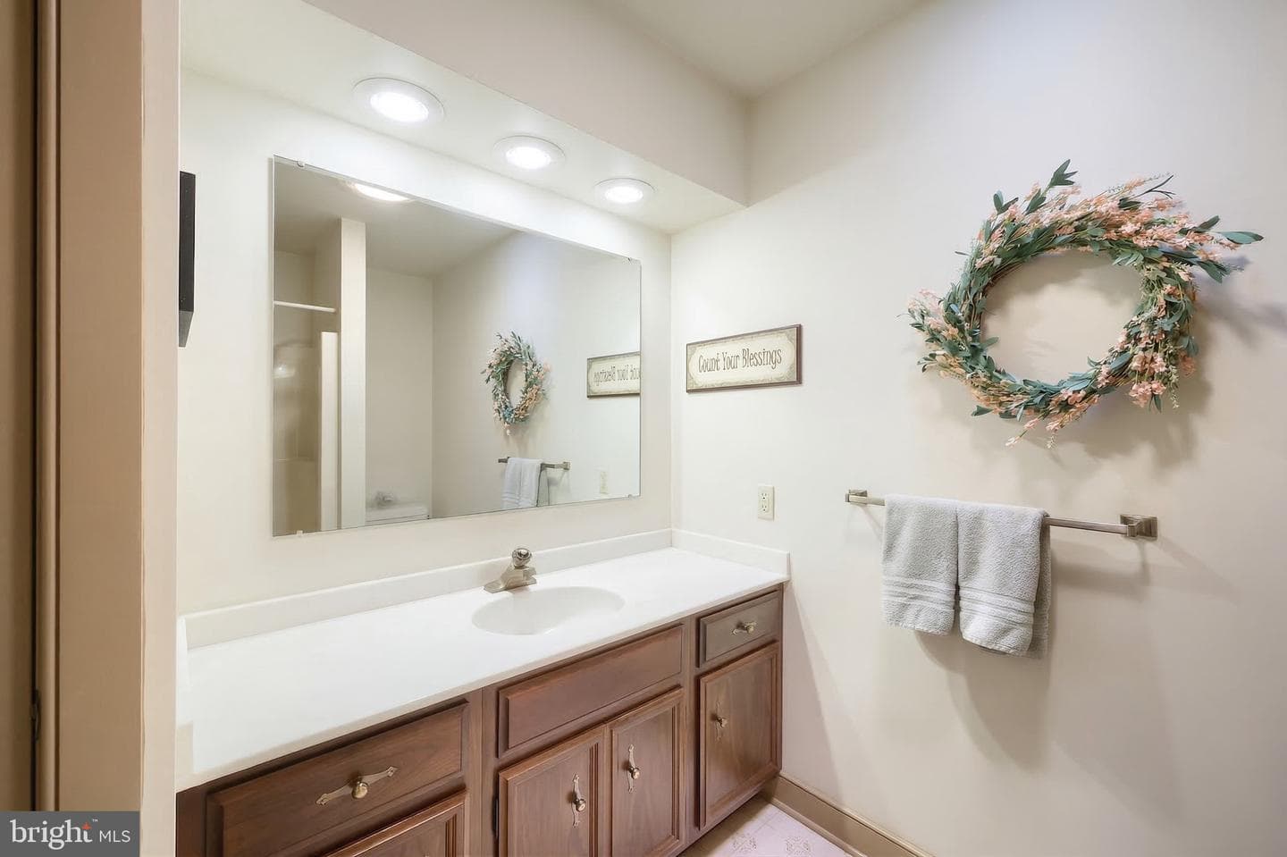 800 Kendale Road photo 36
