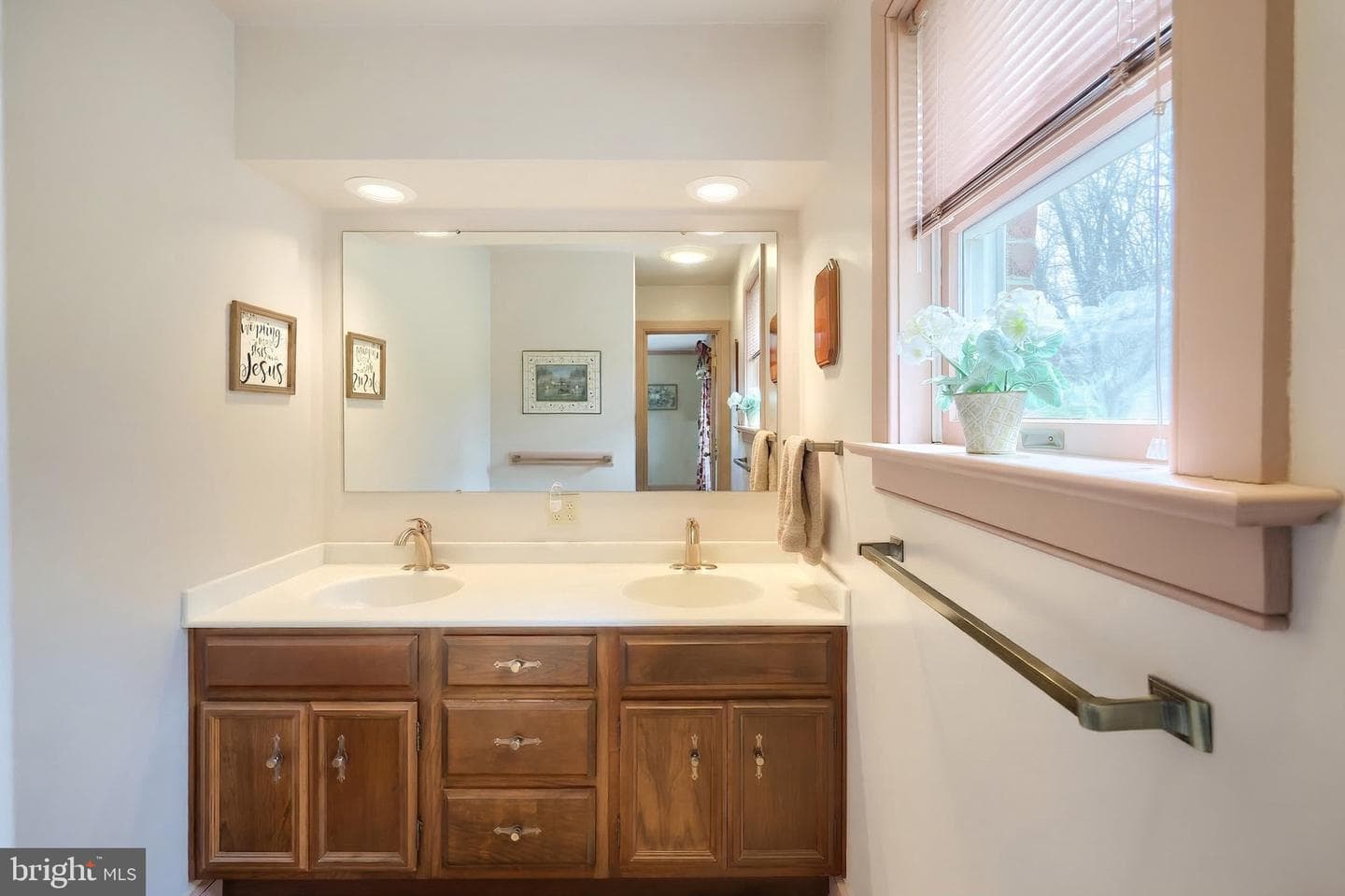 800 Kendale Road photo 41