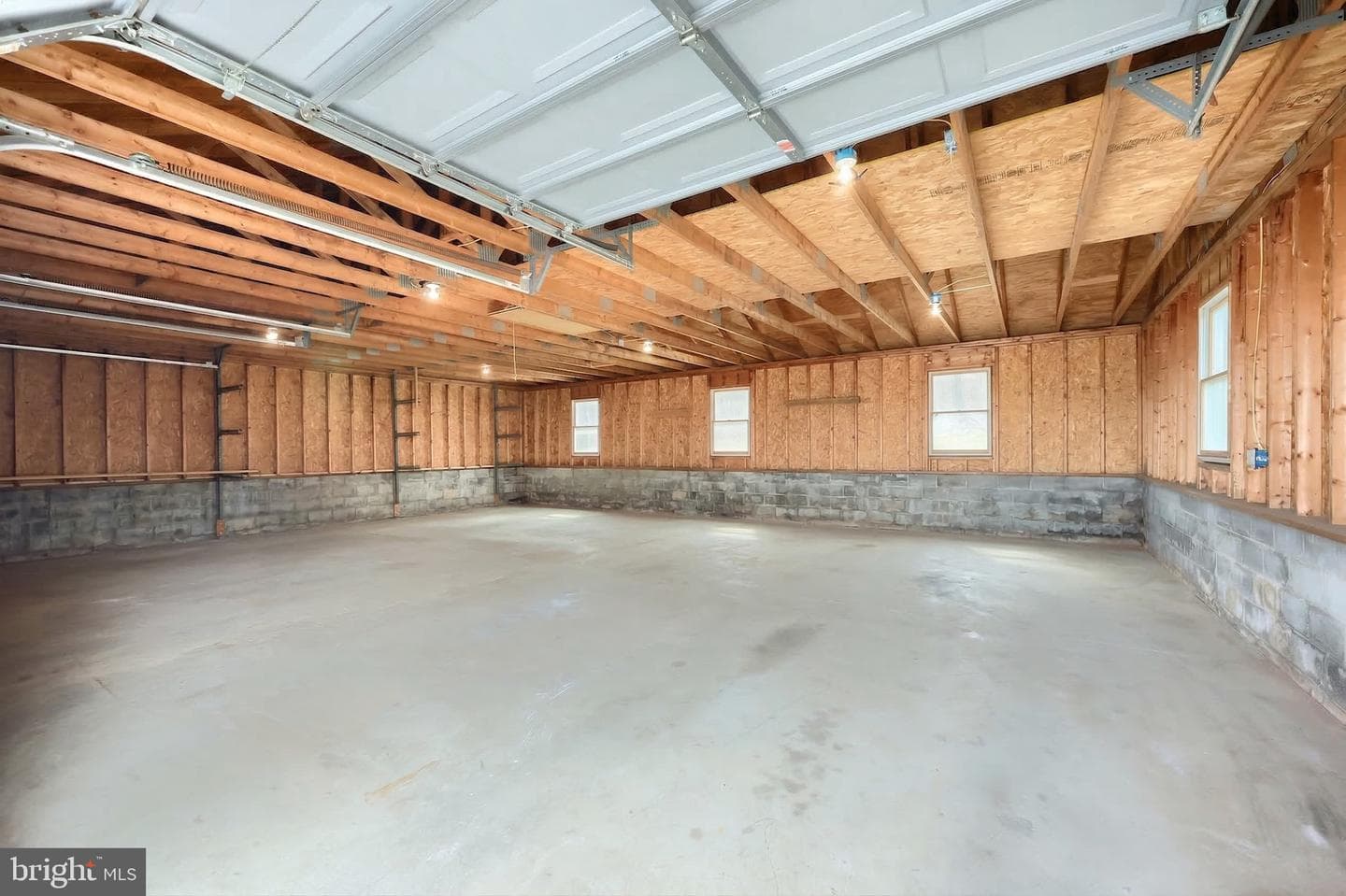 800 Kendale Road photo 9
