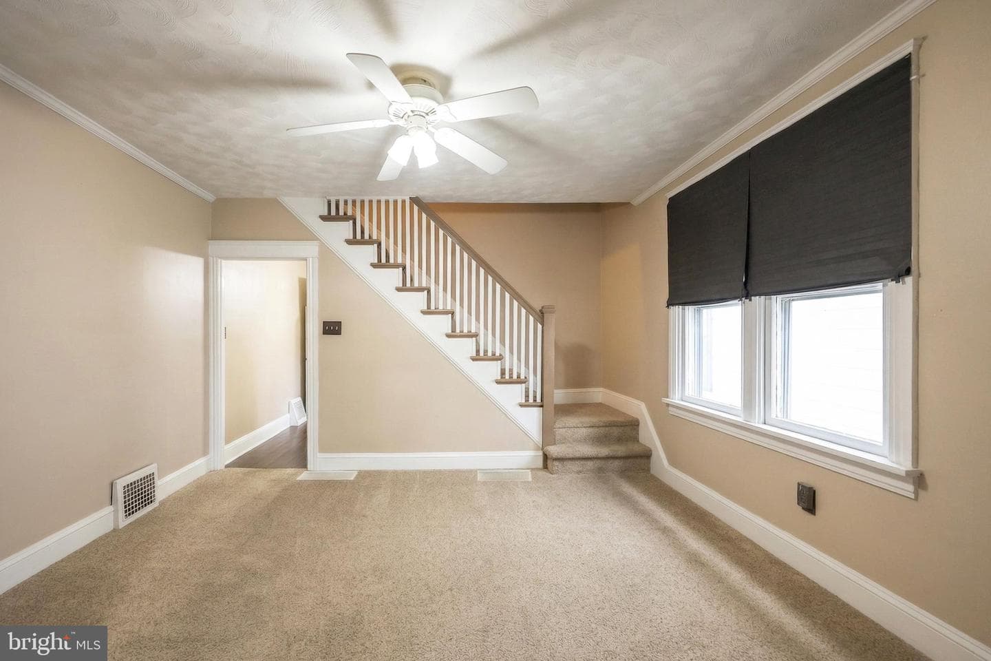 583 Mcallister Street photo 6