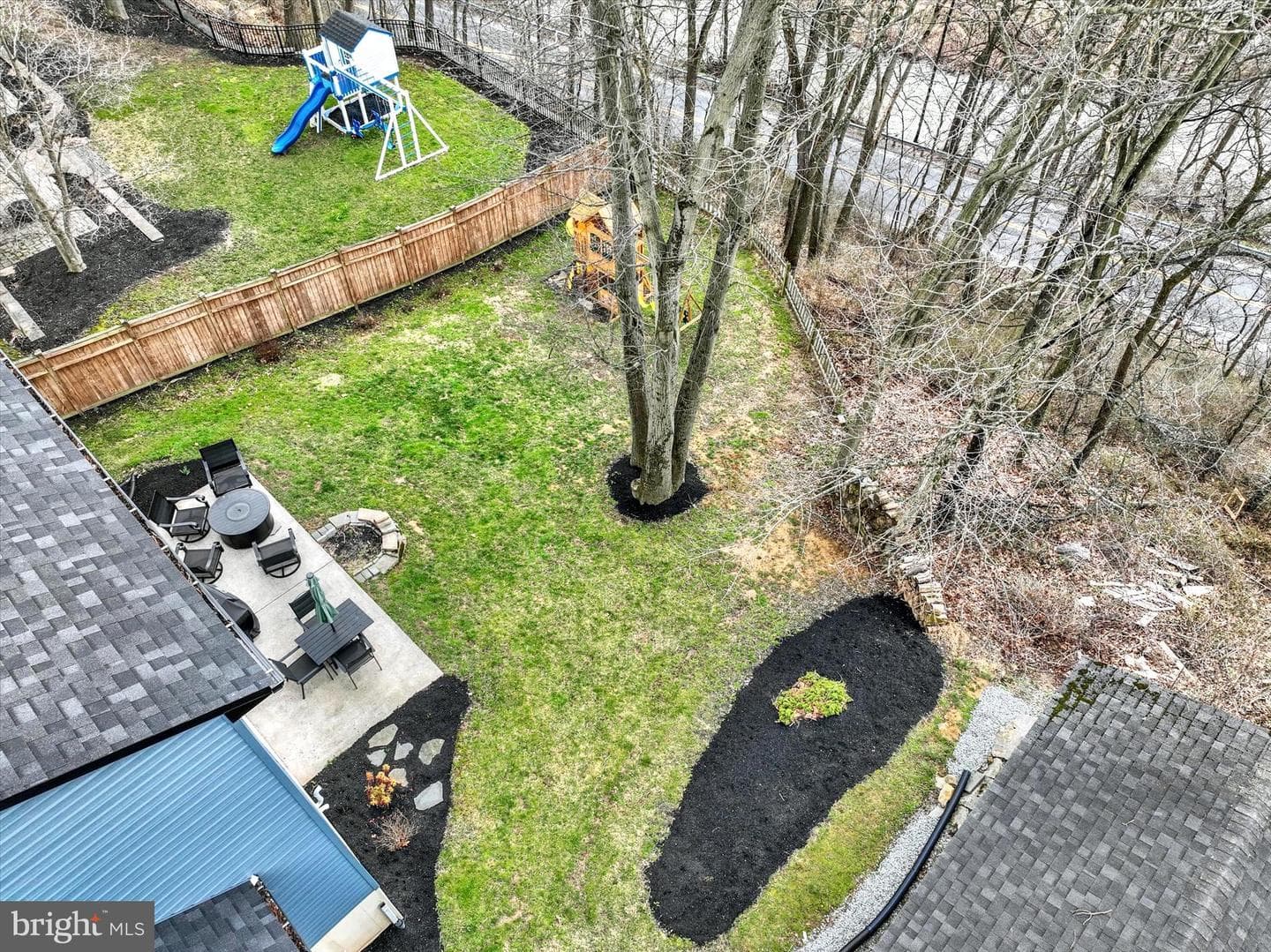 140 Burberry Lane photo 10