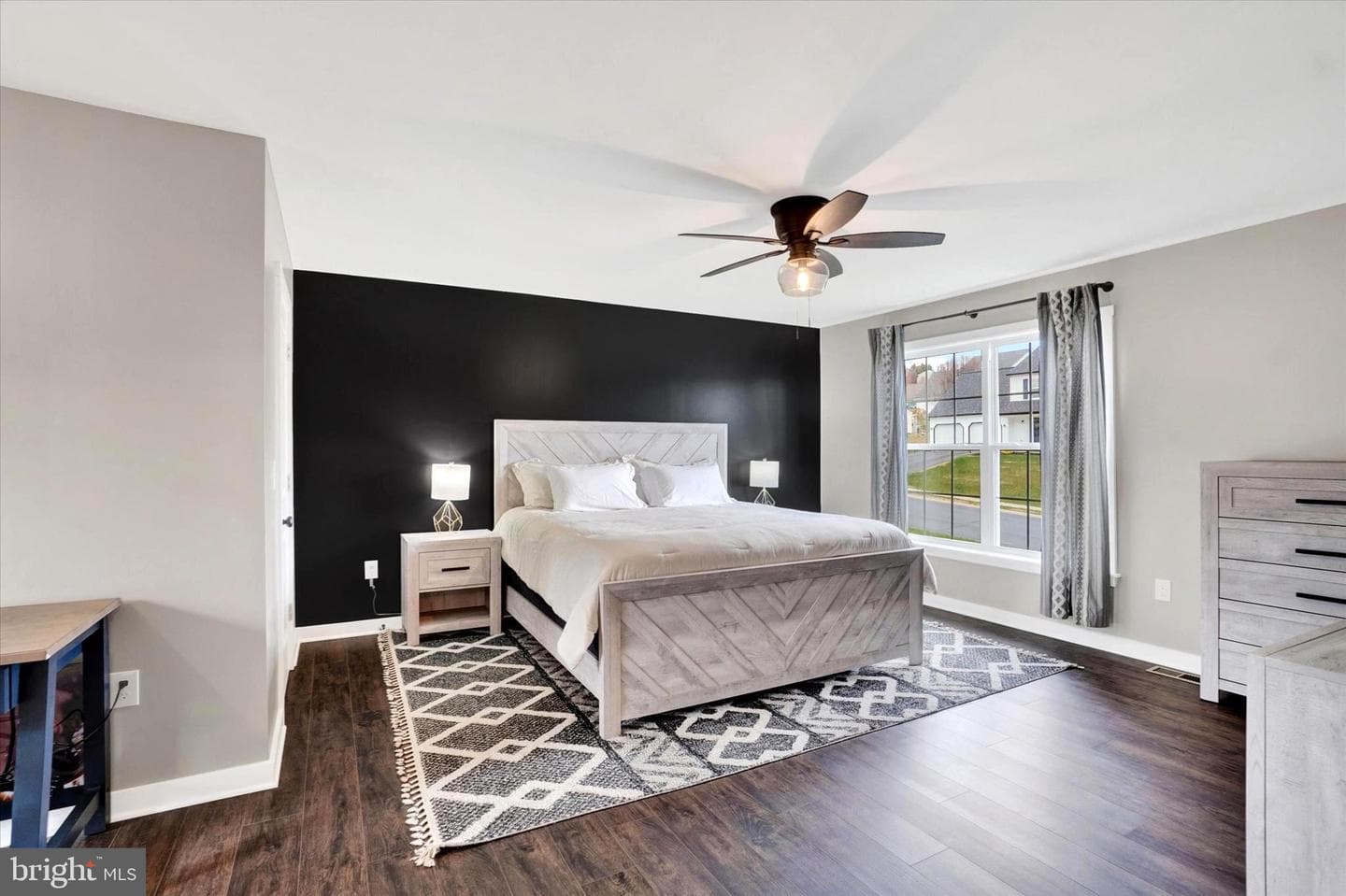 140 Burberry Lane photo 23