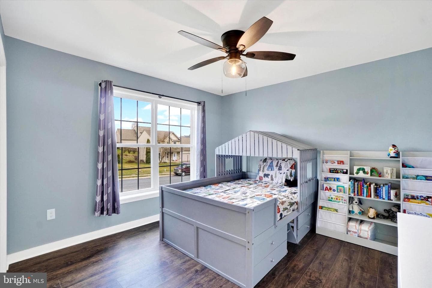 140 Burberry Lane photo 27