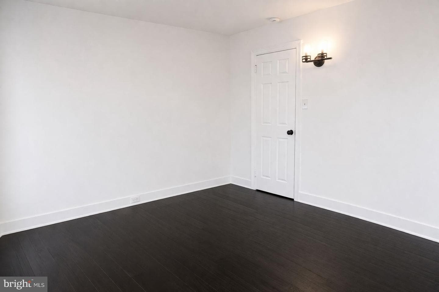 250 E College Avenue photo 13
