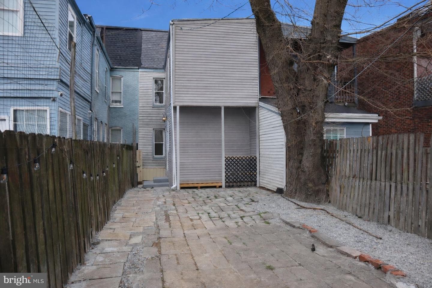 250 E College Avenue photo 23