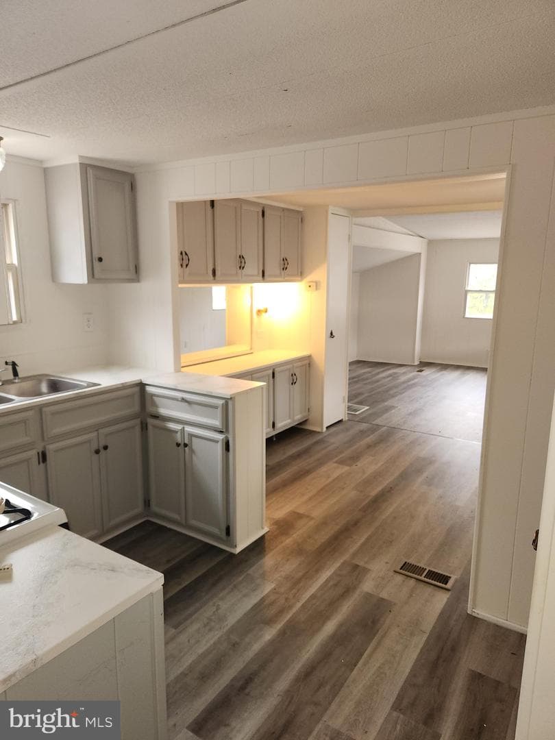 525 Pine Drive photo 4