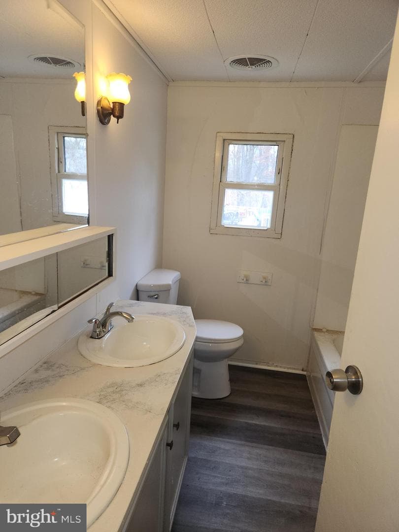 525 Pine Drive photo 9