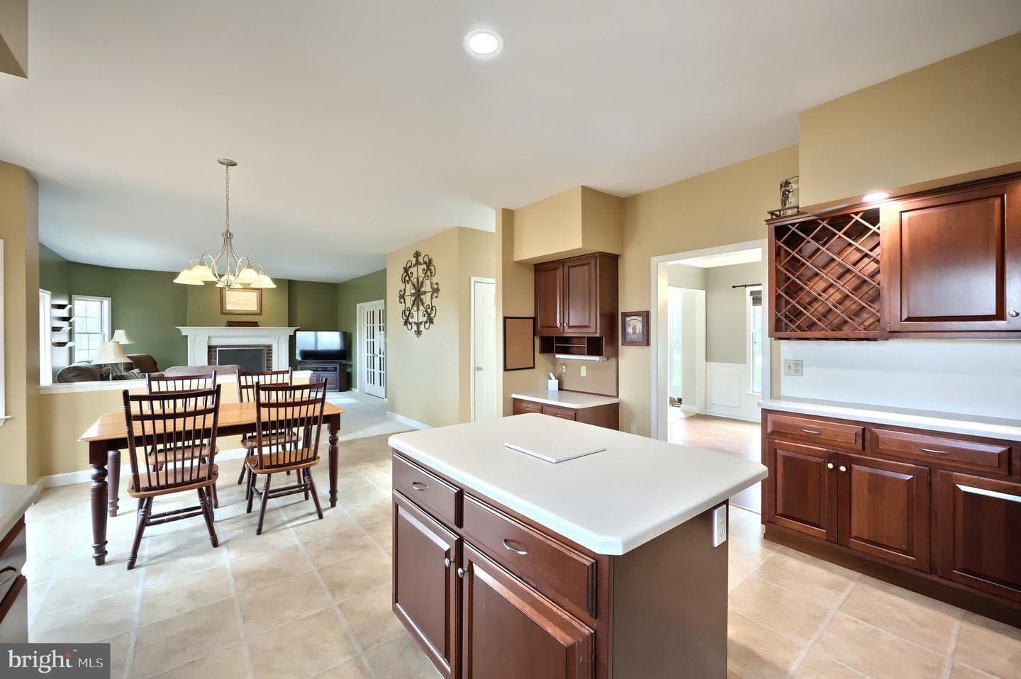 2337 Wedgewood Way photo 25