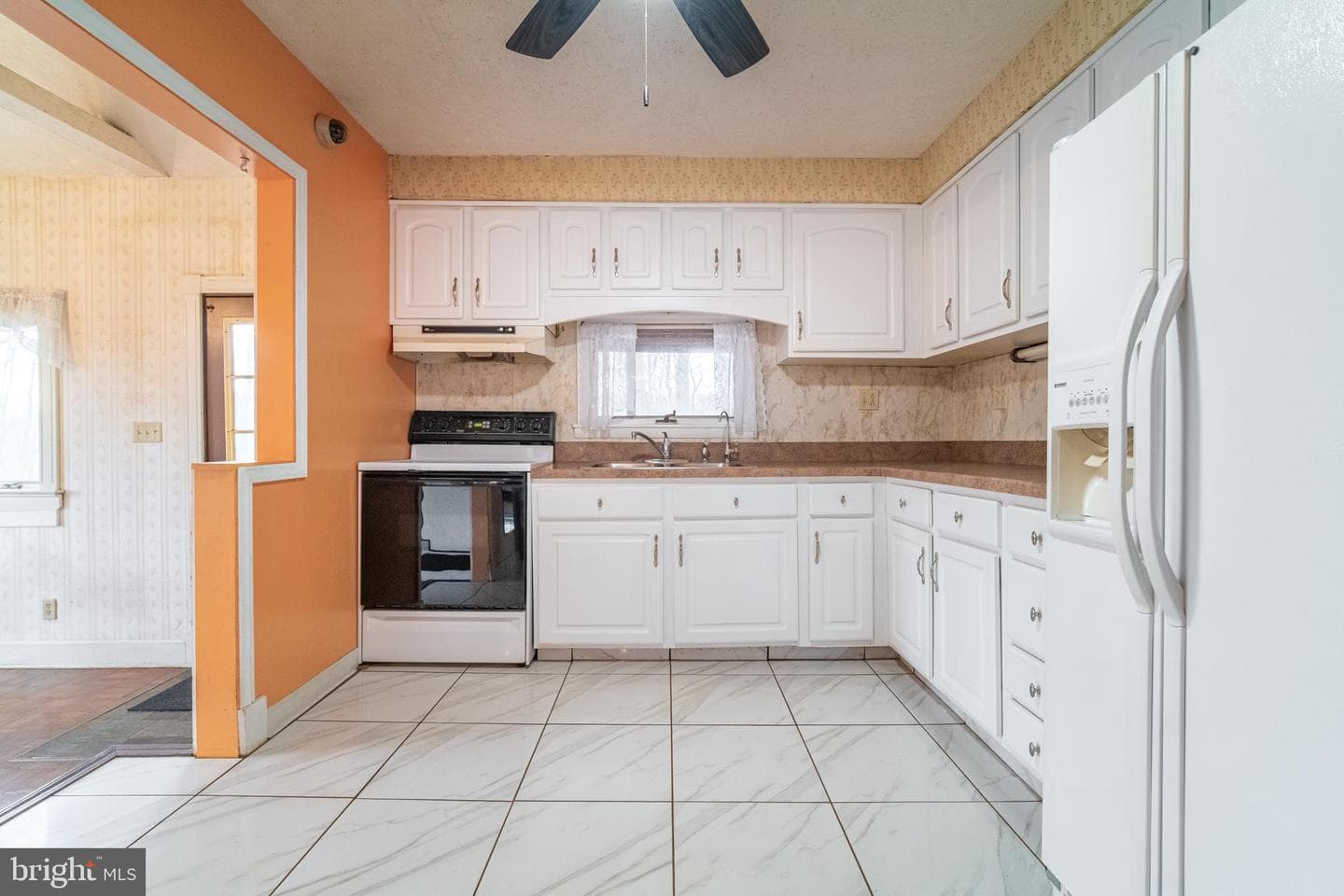 95 Massa Drive photo 12