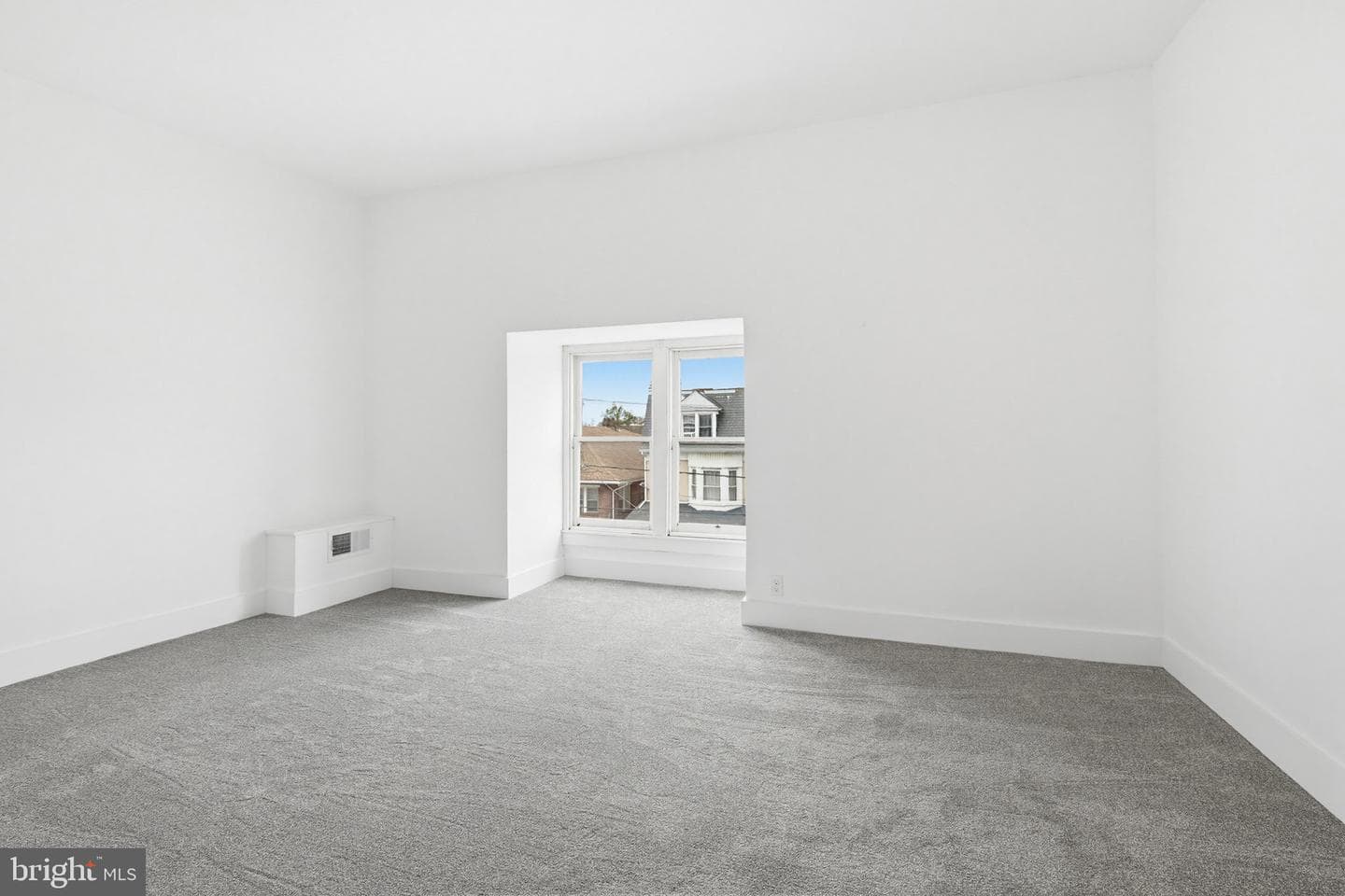818 W King Street photo 29