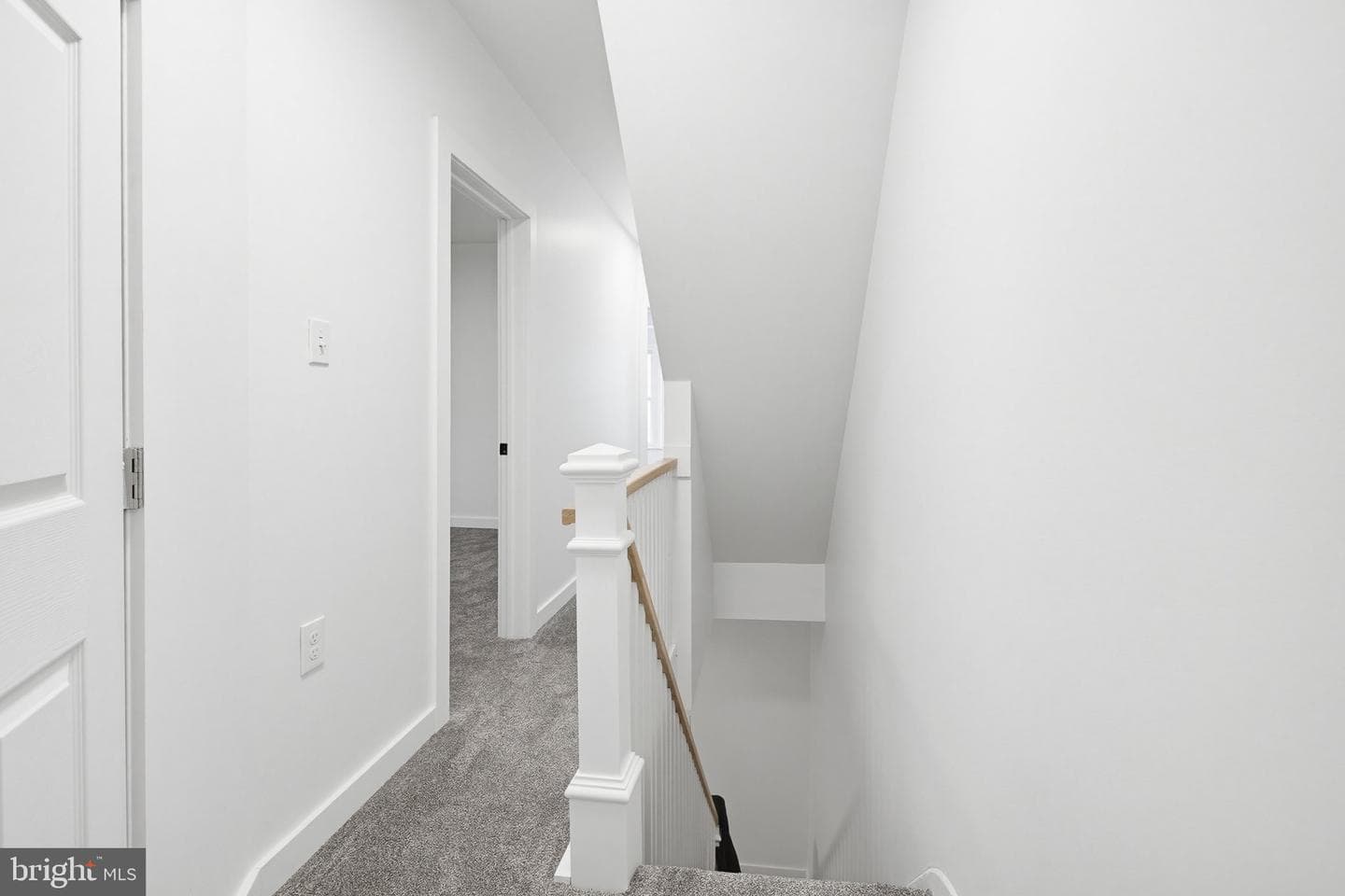818 W King Street photo 32