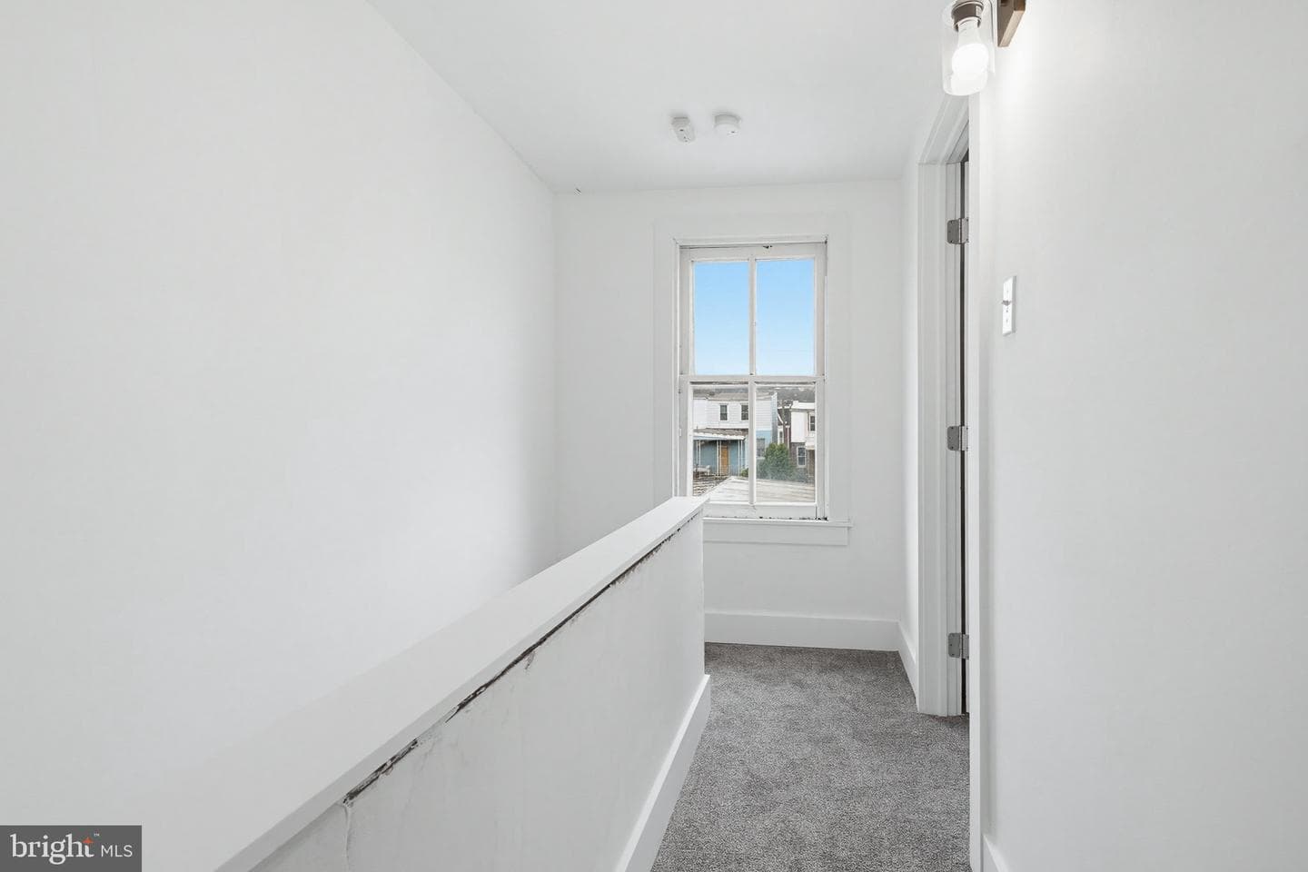 818 W King Street photo 36