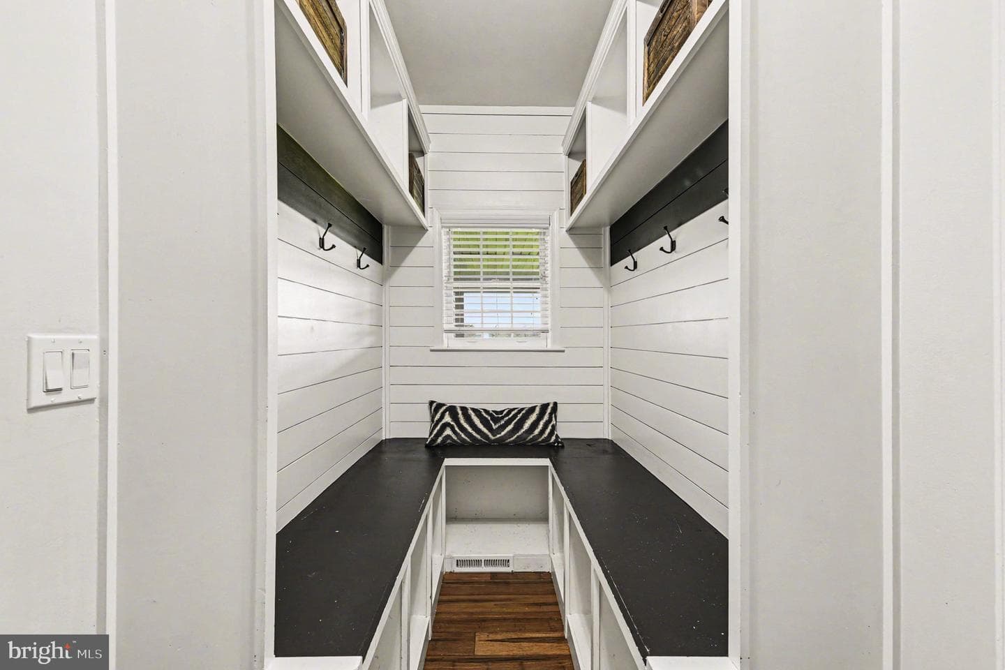 4460 Shangri La Road photo 22