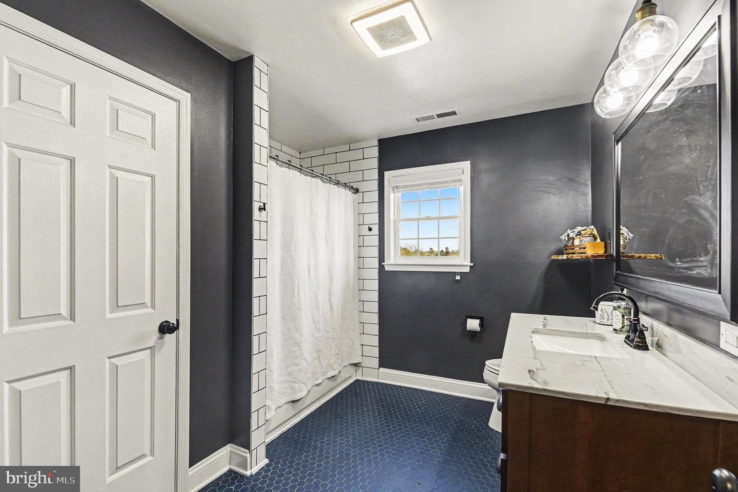 4460 Shangri La Road photo 36