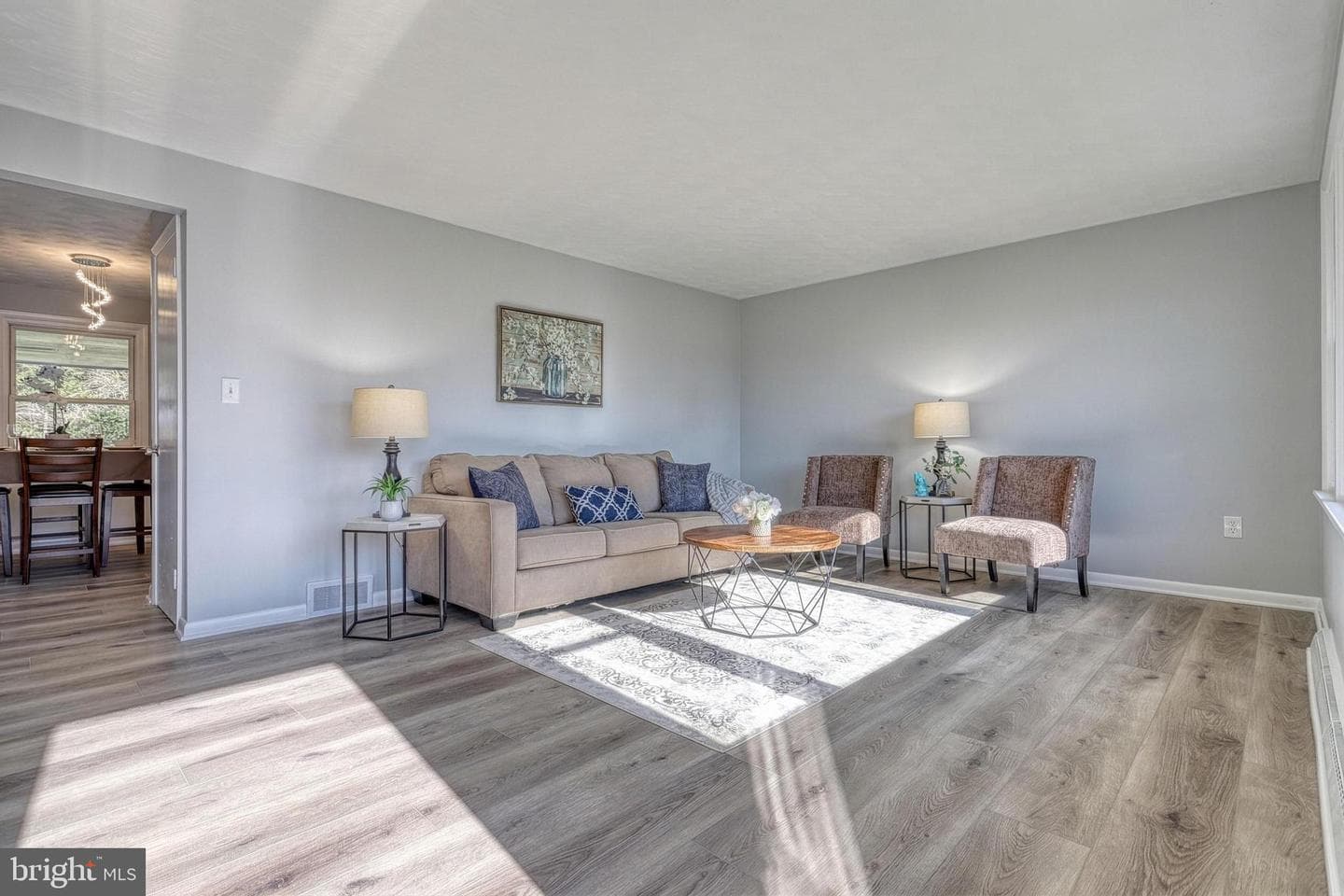 2347 Mardale Drive photo 6