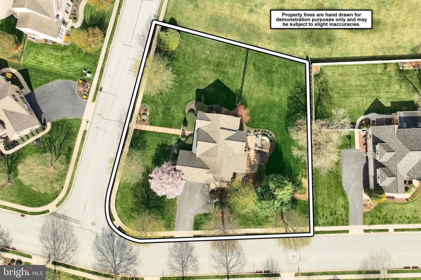 2119 Bernays Drive photo 6