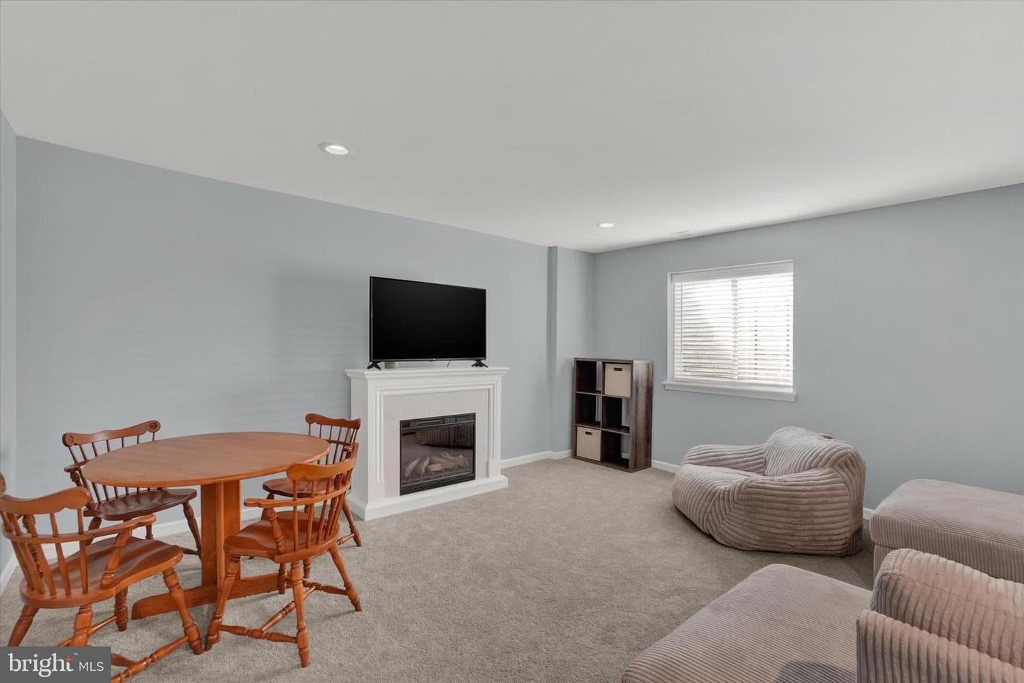 17995 Dave Anne Circle photo 17