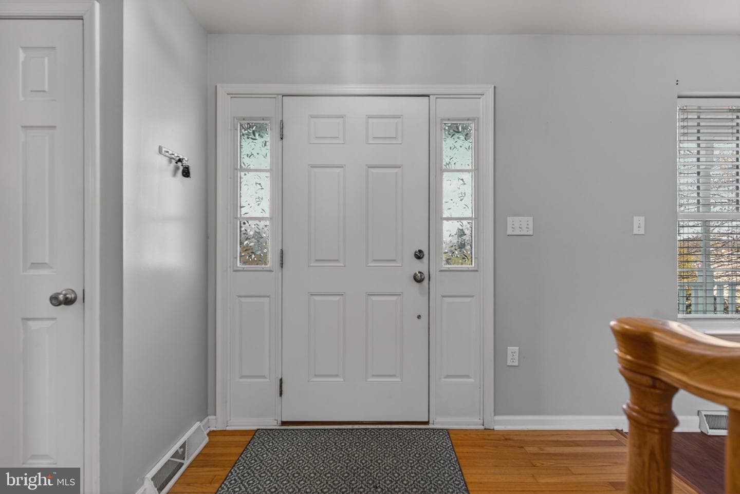 212 Sunset Circle photo 5