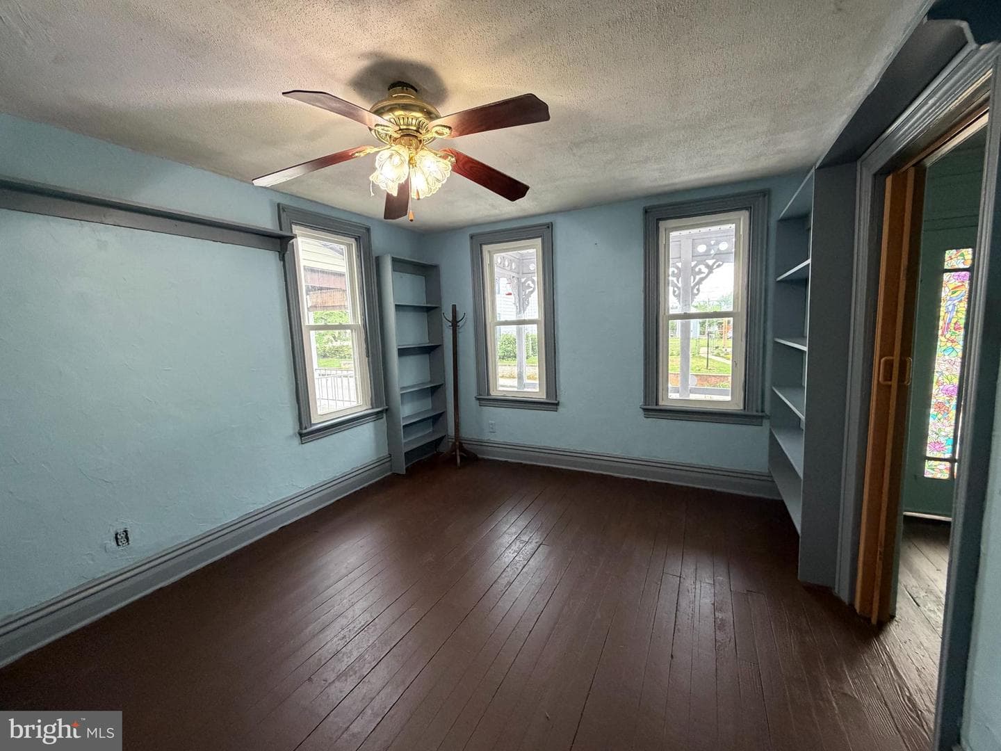 246 Locust Street photo 12