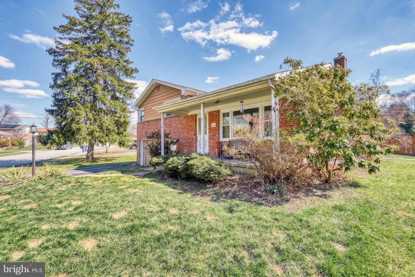 2420 Auburn Road photo 3