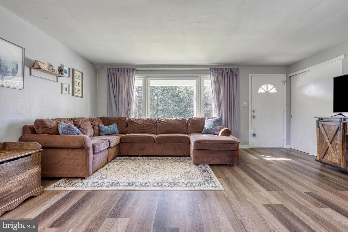 2420 Auburn Road photo 5