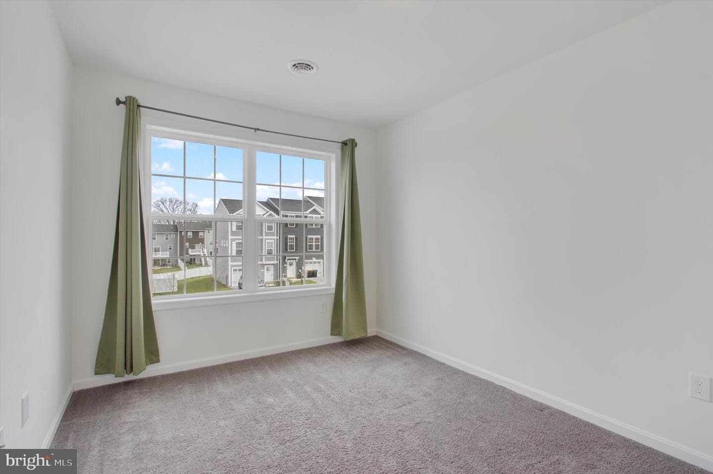 76 Coop Lane photo 9