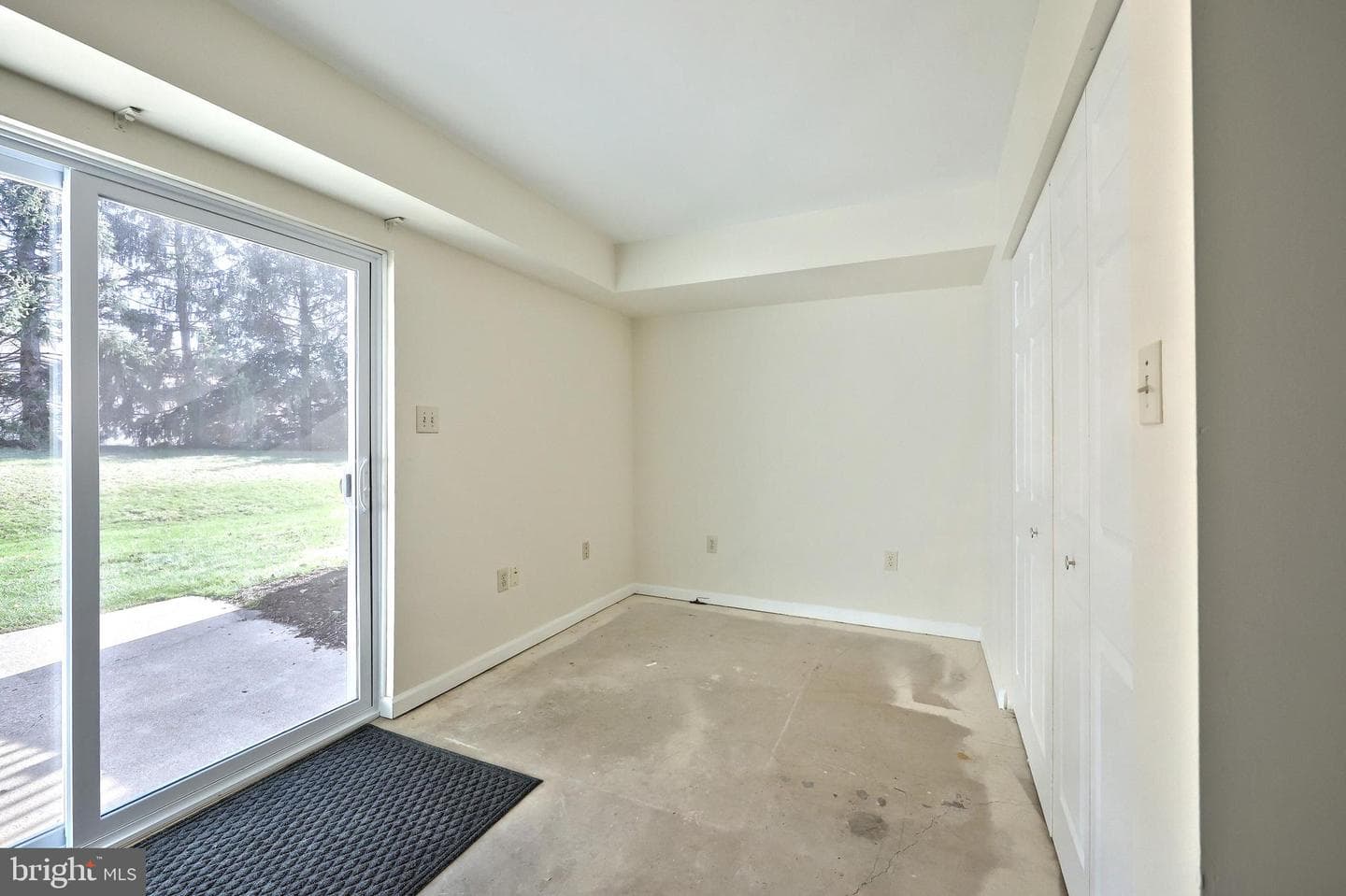 152 Crown Pointe Drive photo 32