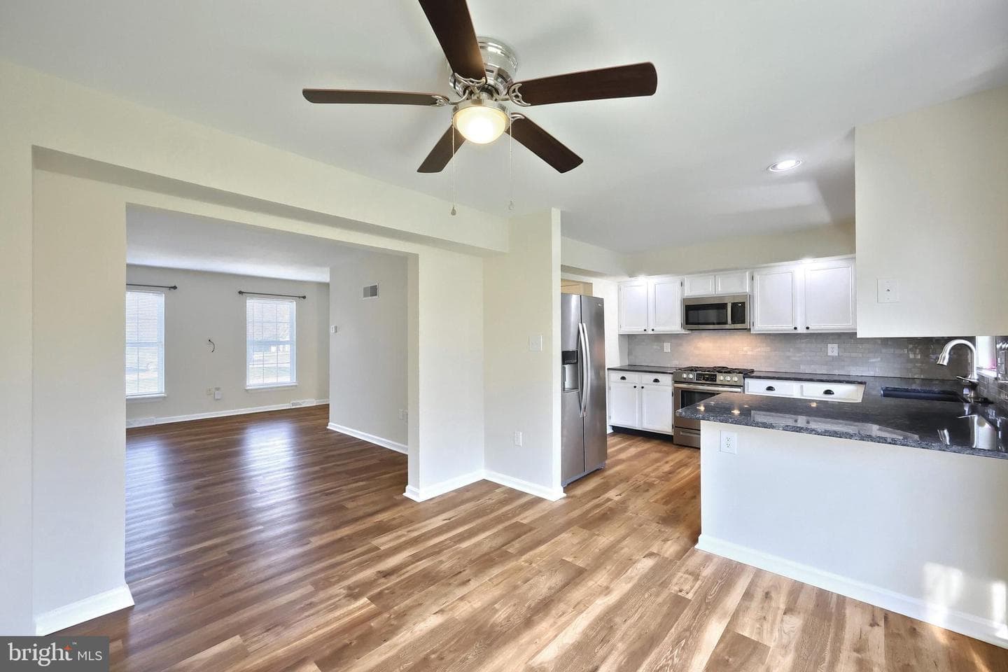 152 Crown Pointe Drive photo 7
