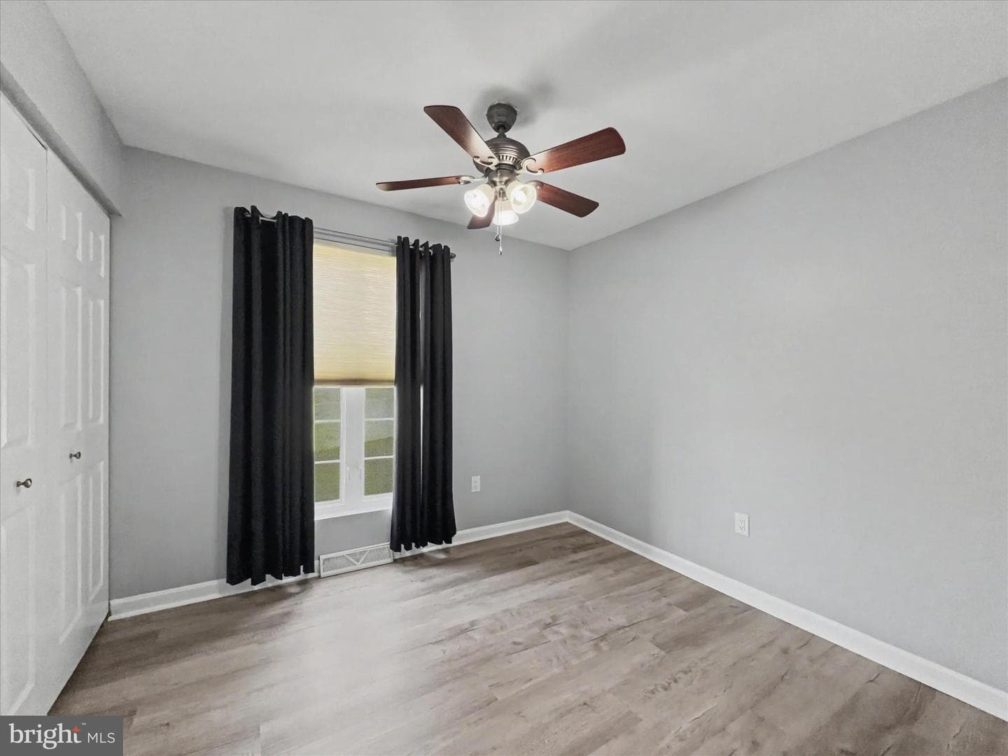122 Overview Circle E photo 14