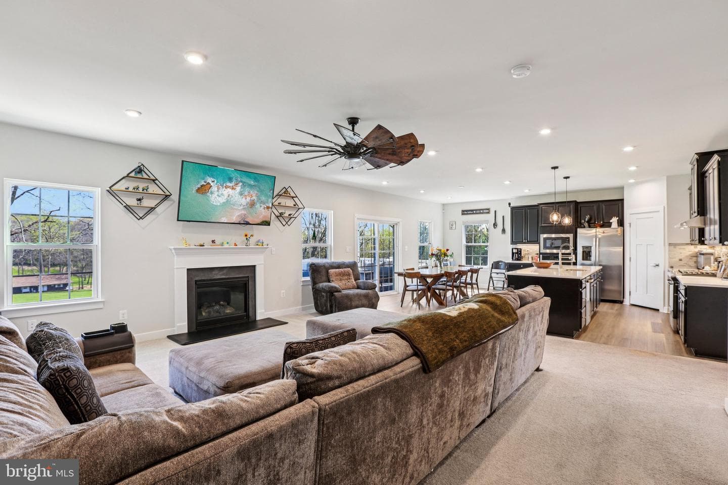 70 Lady Harrington Drive photo 17
