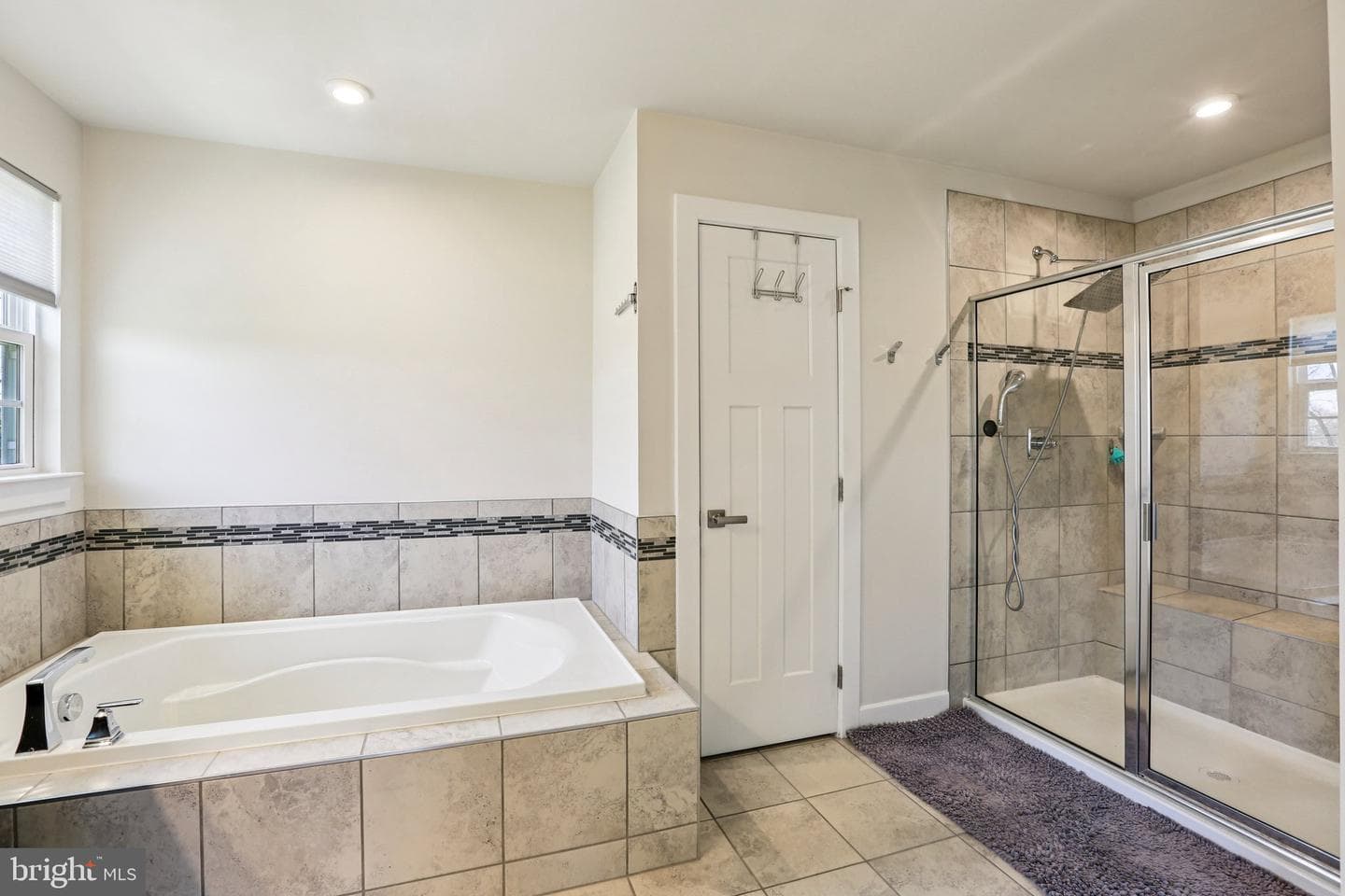 70 Lady Harrington Drive photo 26