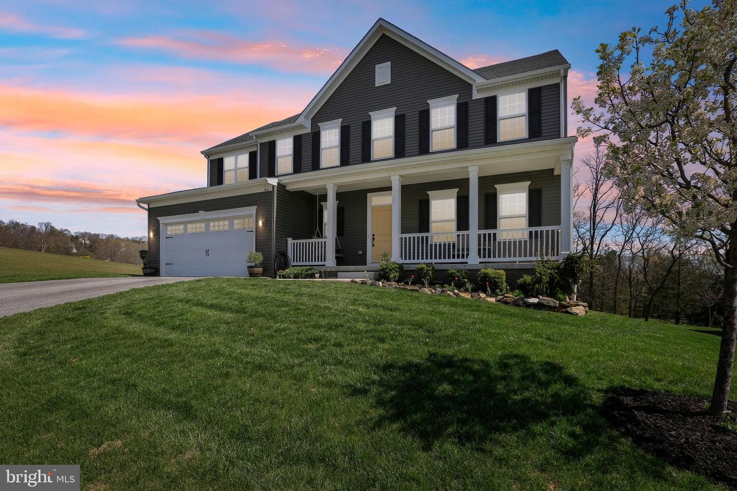 70 Lady Harrington Drive photo 3