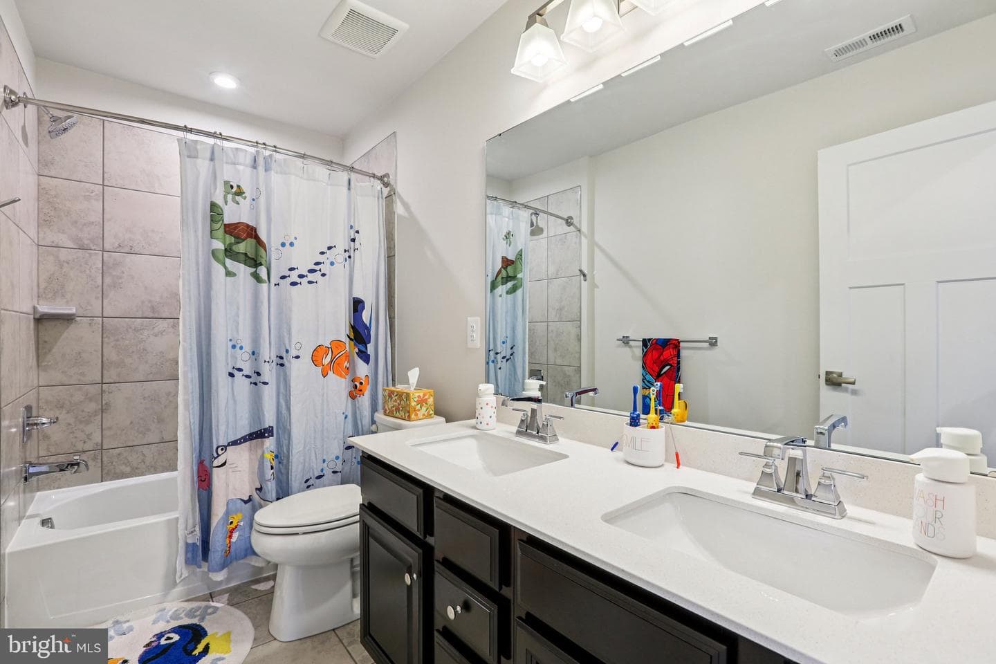 70 Lady Harrington Drive photo 32