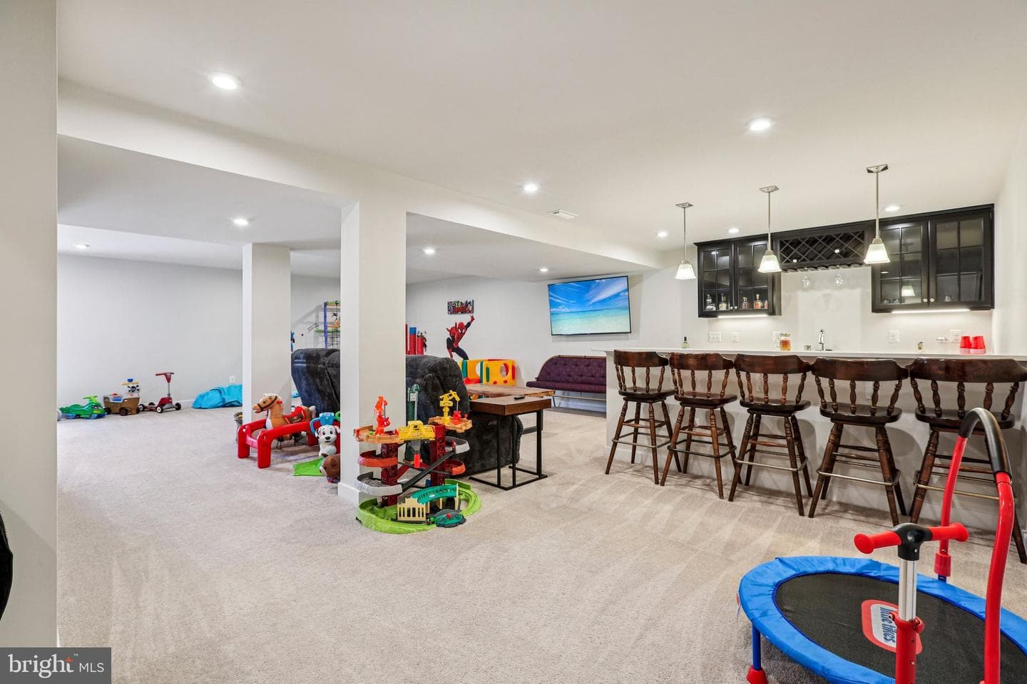 70 Lady Harrington Drive photo 40