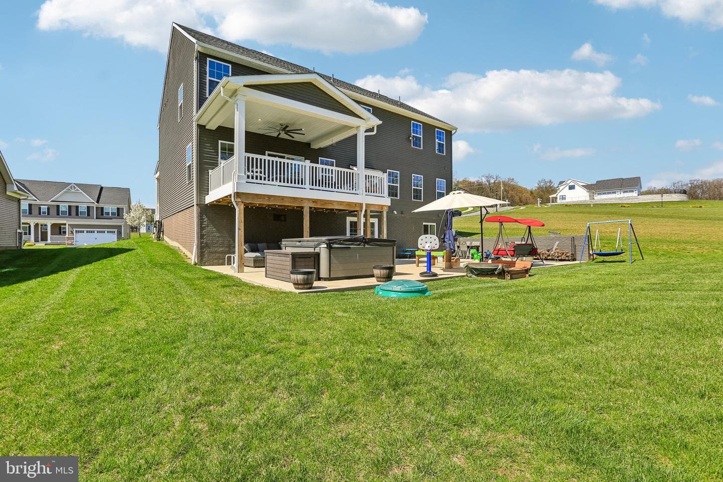 70 Lady Harrington Drive photo 48