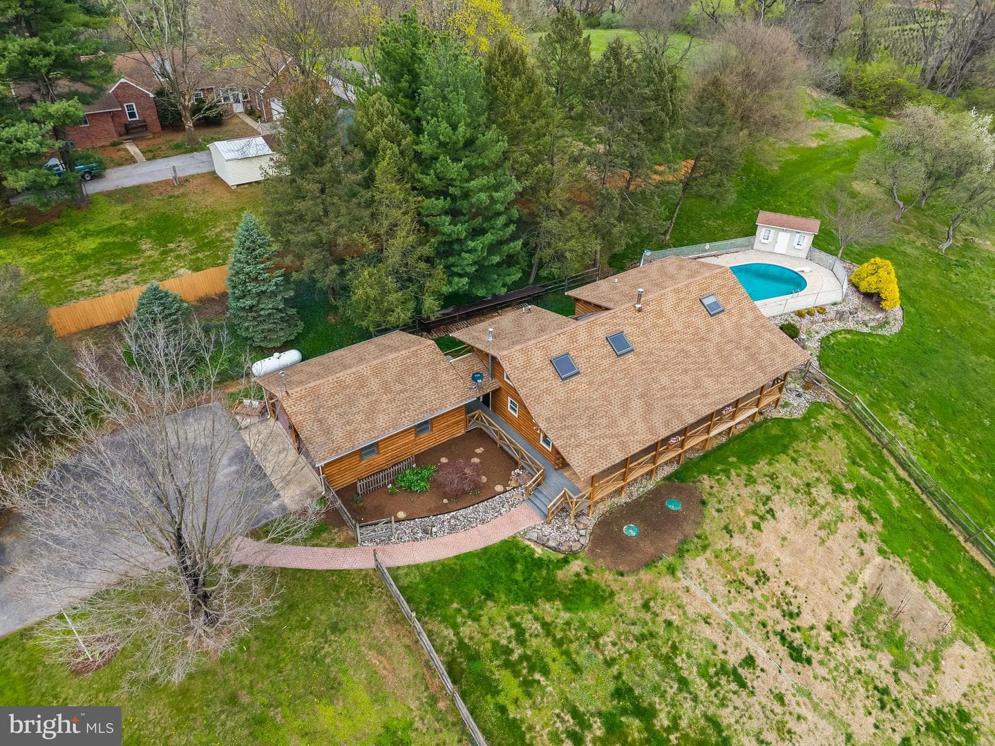 1570 Woodberry Road photo 41
