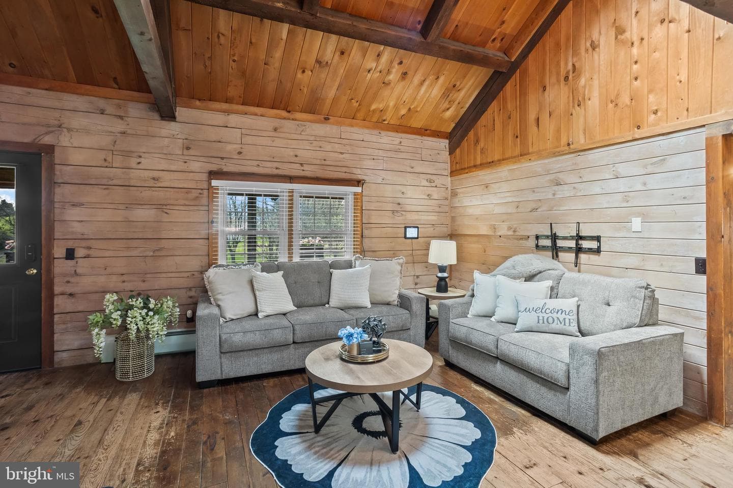 1570 Woodberry Road photo 8