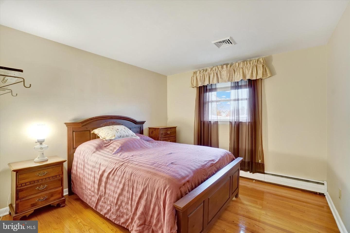 91 Lynbrook Drive S photo 20