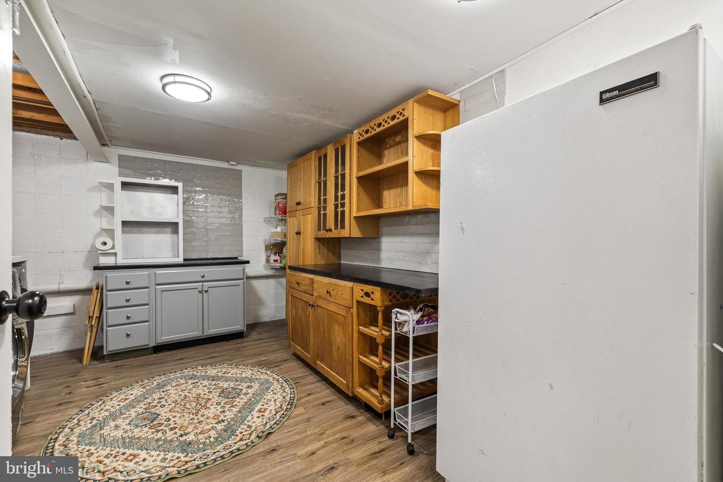 5 N Shaffer Drive photo 32