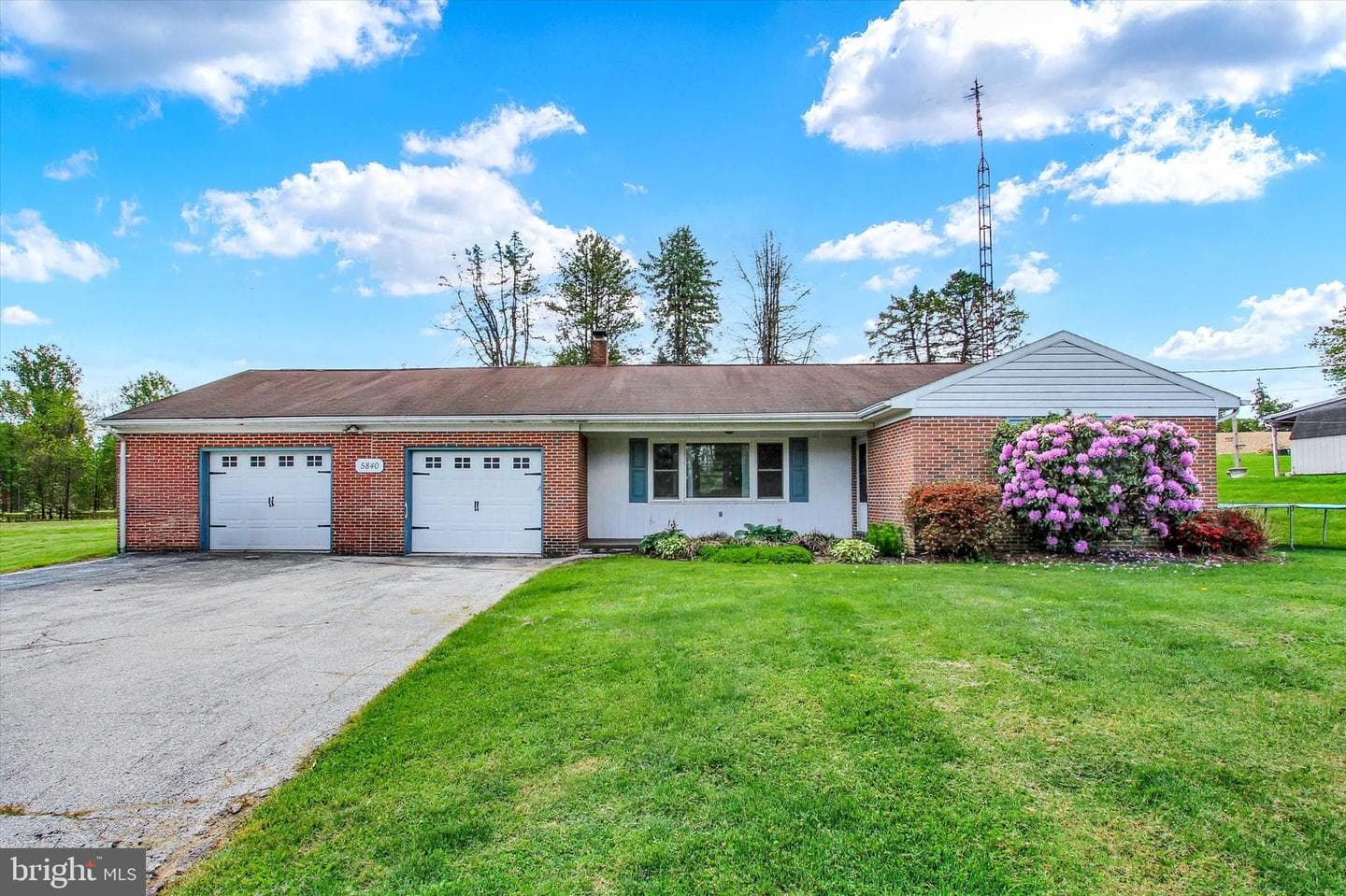 5840 York Road, Spring Grove